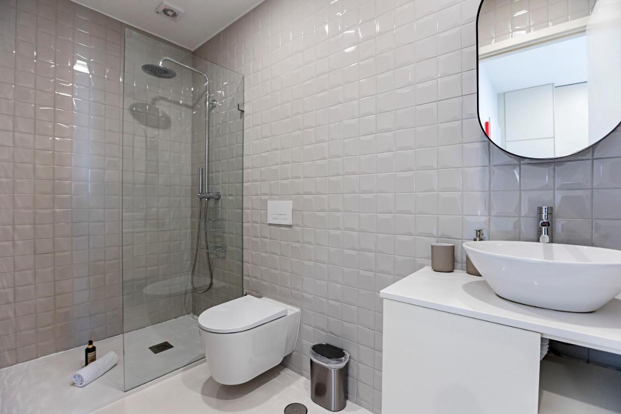 31 Janeiro 157 - Charming 1Br Flat W/ Ac & Balcony By Lovelystay Porto Luaran gambar